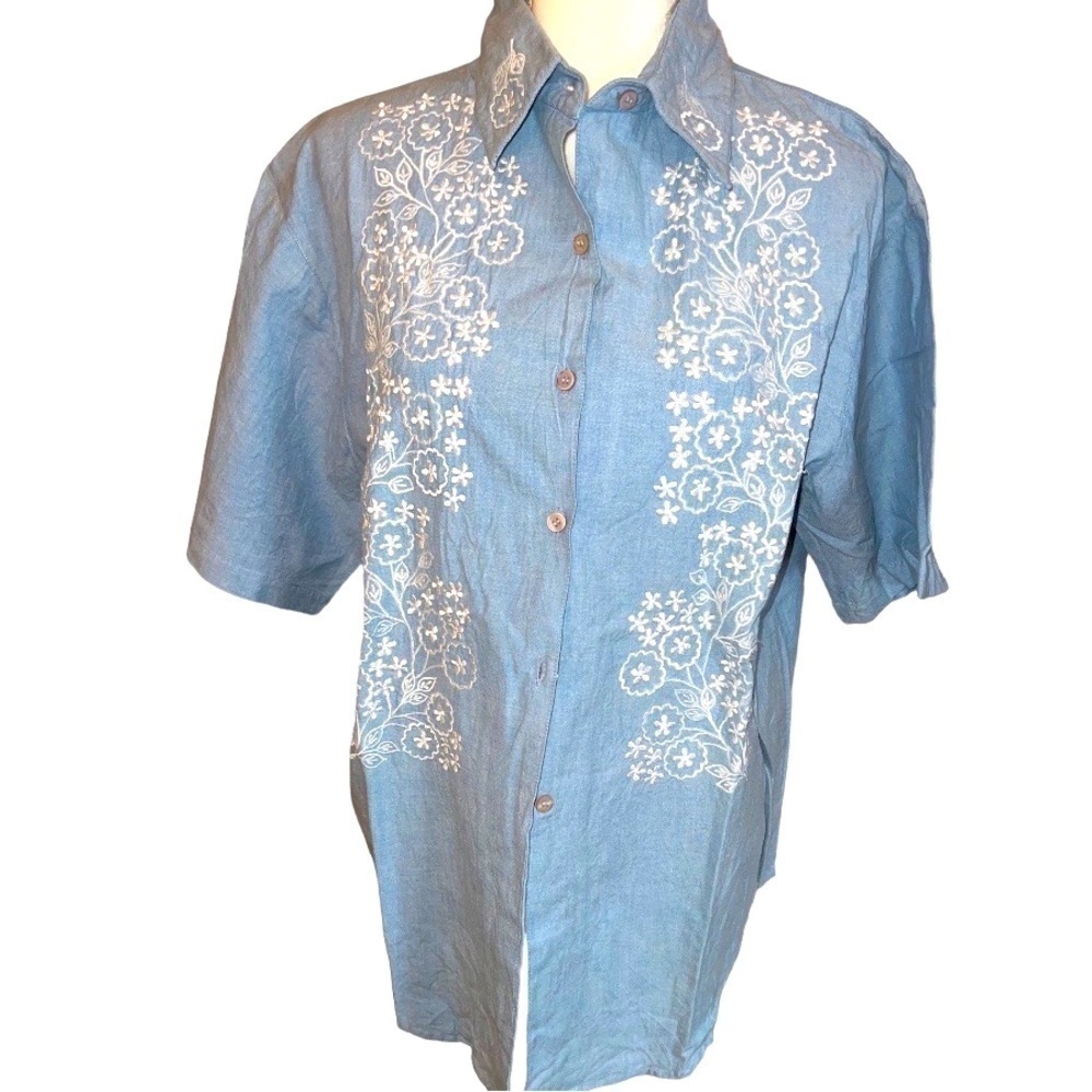JUST Class light denim blouse with embroidered flowers, all cotton, L, NWOT